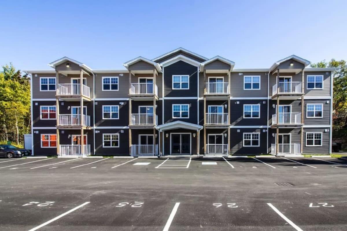 Newly Renovated Modern Condo Near Hospital, Unb Patio & Parking Coffee Saint John Exteriér fotografie